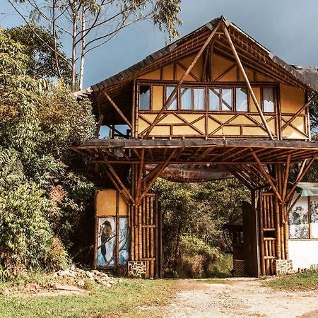 Hotel Guatape Adrianas Bambu Ngoại thất bức ảnh