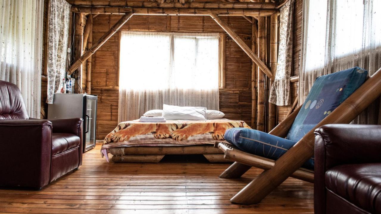 Hotel Guatape Adrianas Bambu Ngoại thất bức ảnh