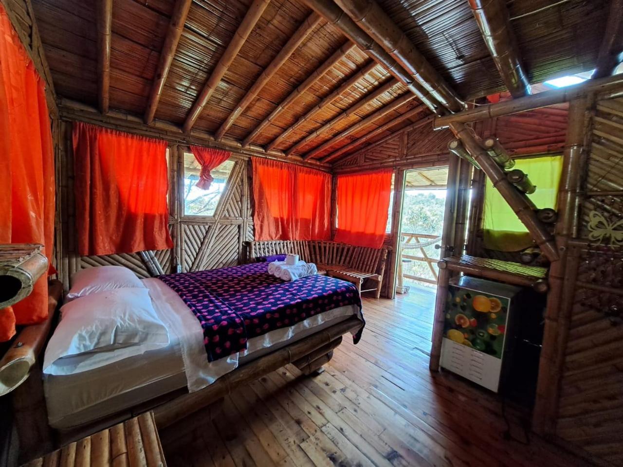 Hotel Guatape Adrianas Bambu Ngoại thất bức ảnh
