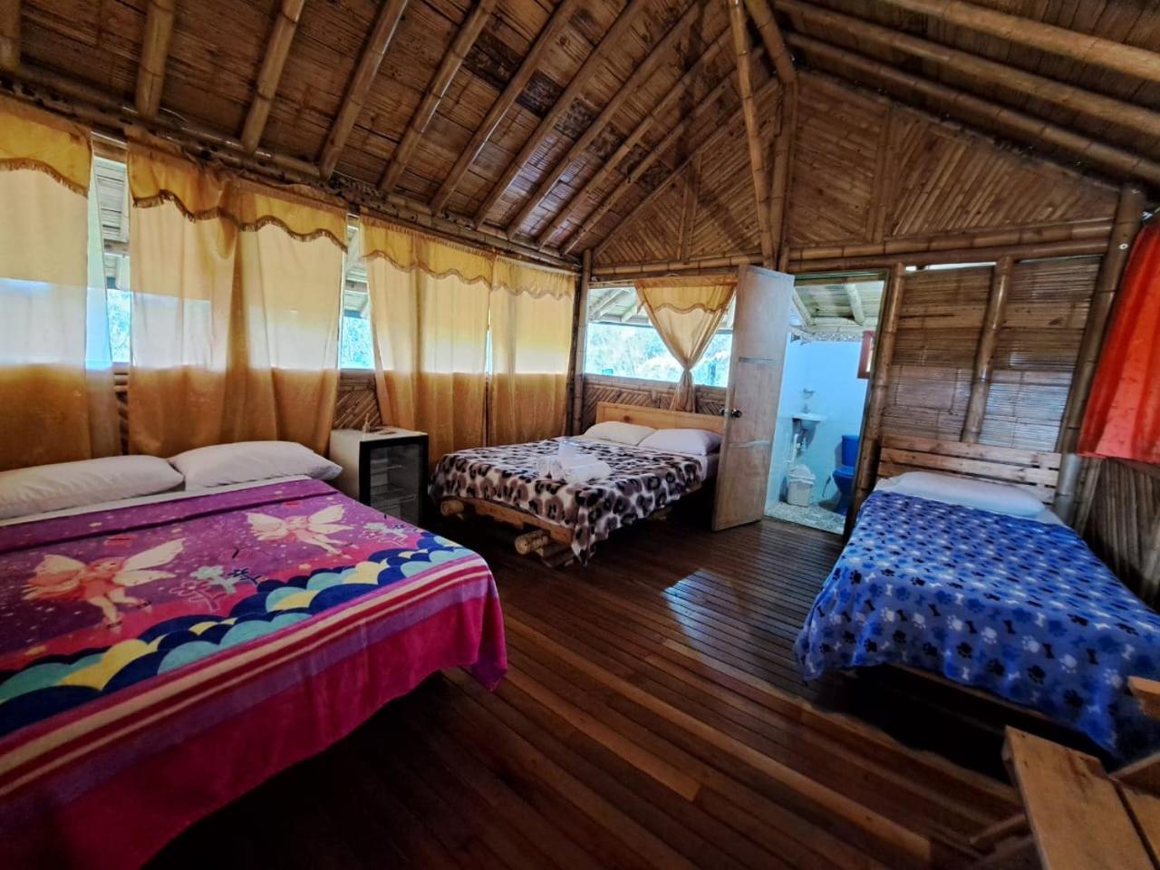 Hotel Guatape Adrianas Bambu Ngoại thất bức ảnh
