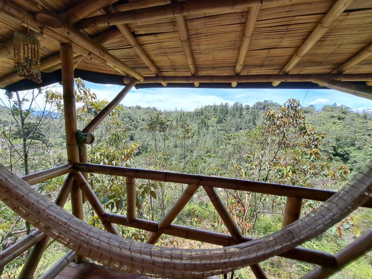 Hotel Guatape Adrianas Bambu Ngoại thất bức ảnh